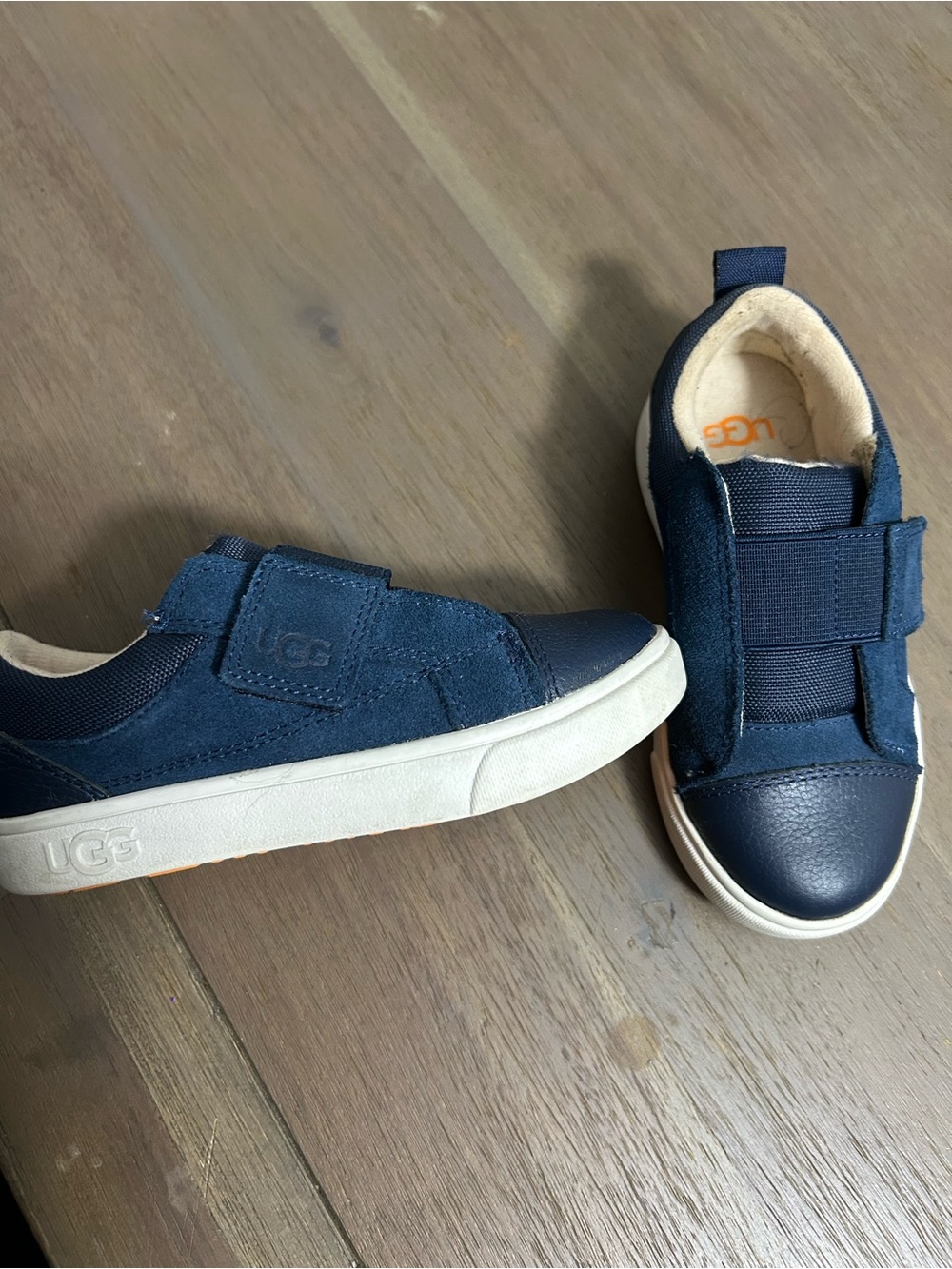 UGG Kids Navy and White Velcro Sneakers